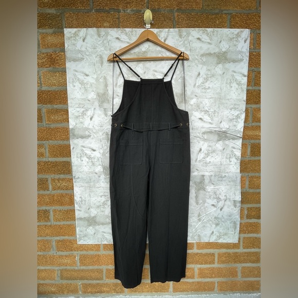 MIOU MUSE cotton 6 pocket jumpsuit size medium - Picture 11 of 16